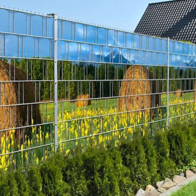 Heuballen – Bedruckter Sichtschutzstreifen für Doppelstabmattenzaun | 2,50 m × 1,80 m | UV-beständig, wetterfest & blickdicht | Hochwertige PES-Sichtschutzbahn